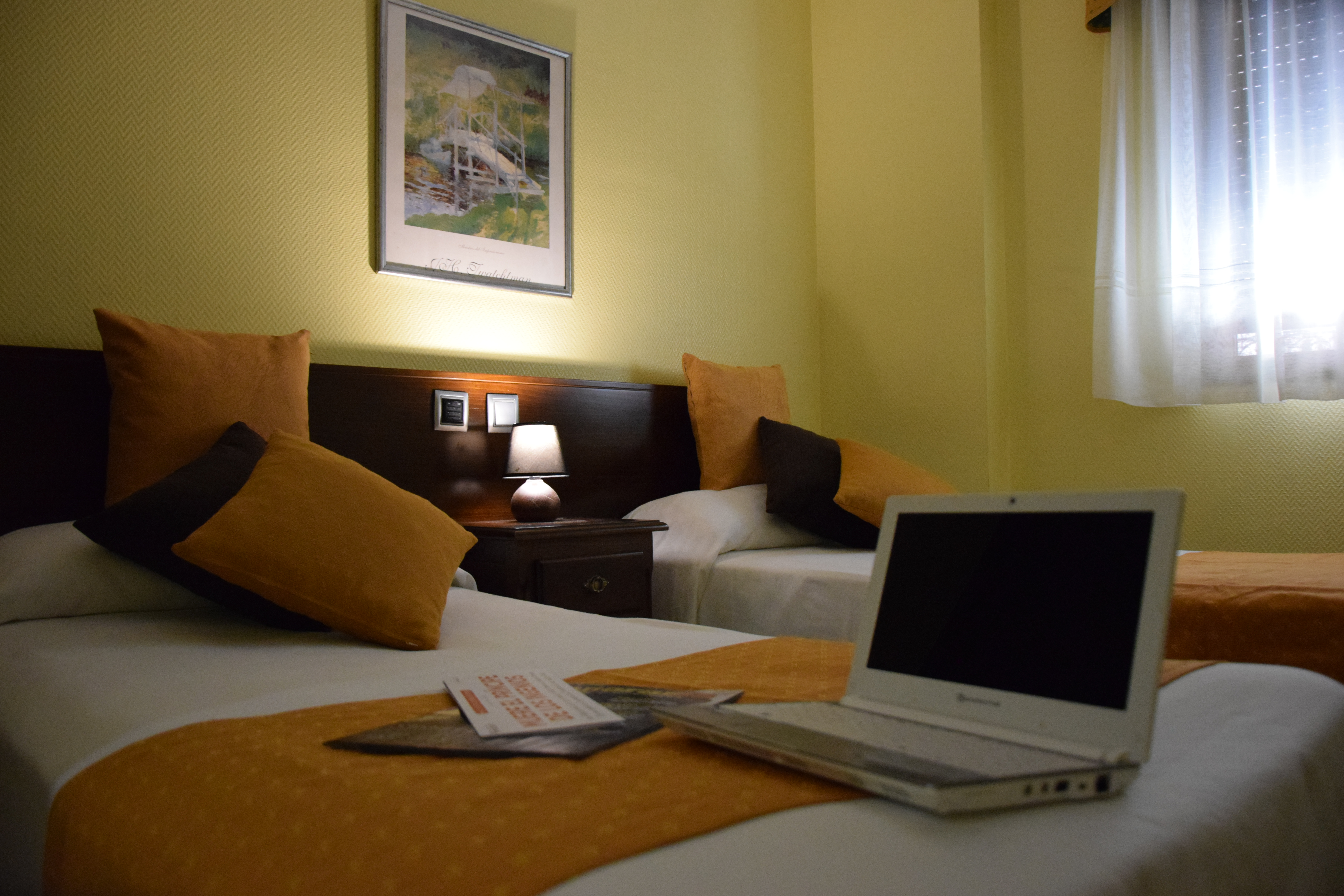 Hostal Complutense 18/28