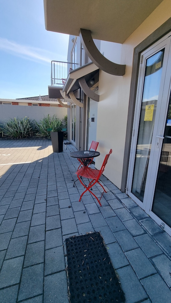The Mews Oamaru 49/67