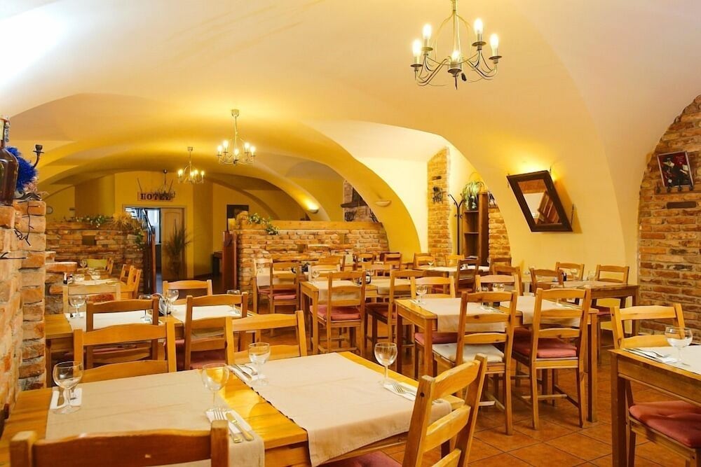 Stary Pivovar Hotel 42/65