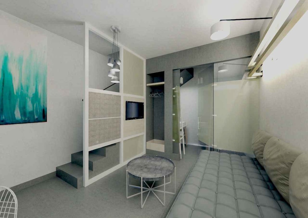 The 48 Suites 40/50
