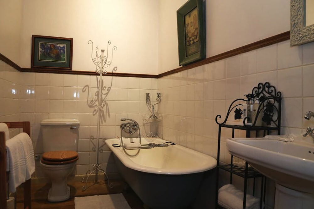 Centre-Ville Guest House 27/33