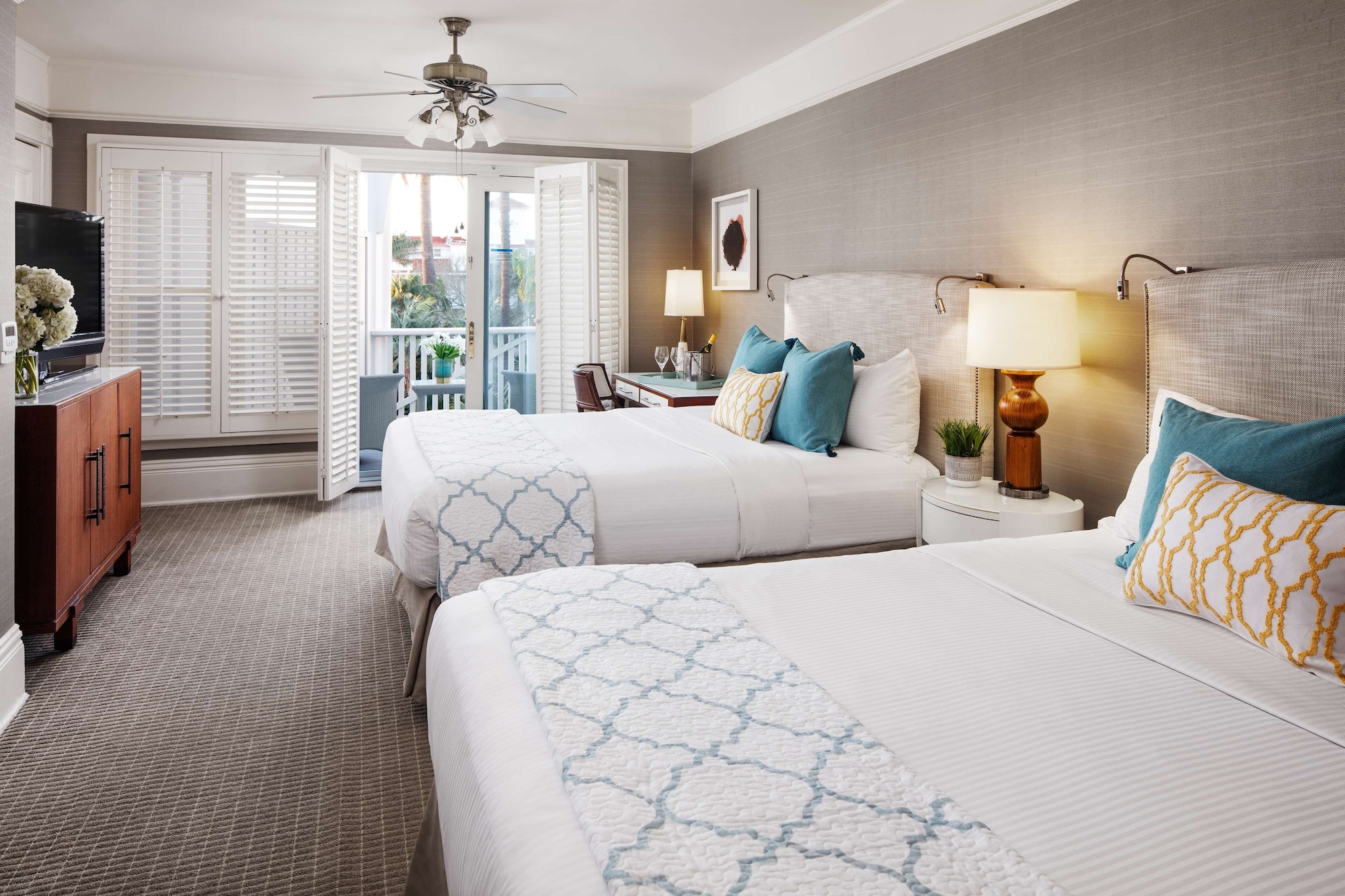Victorian, Resort, 2 Queen Beds