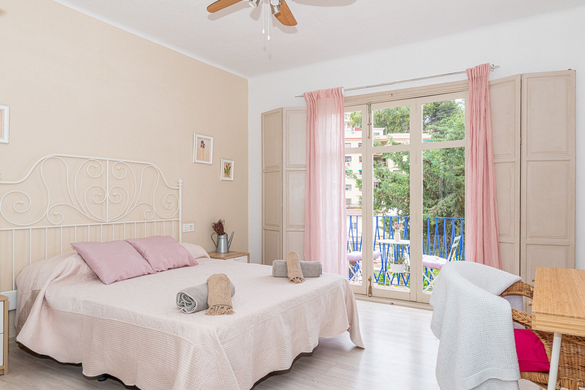 Deluxe, Queen Bed, Private Bathroom, Garden Area