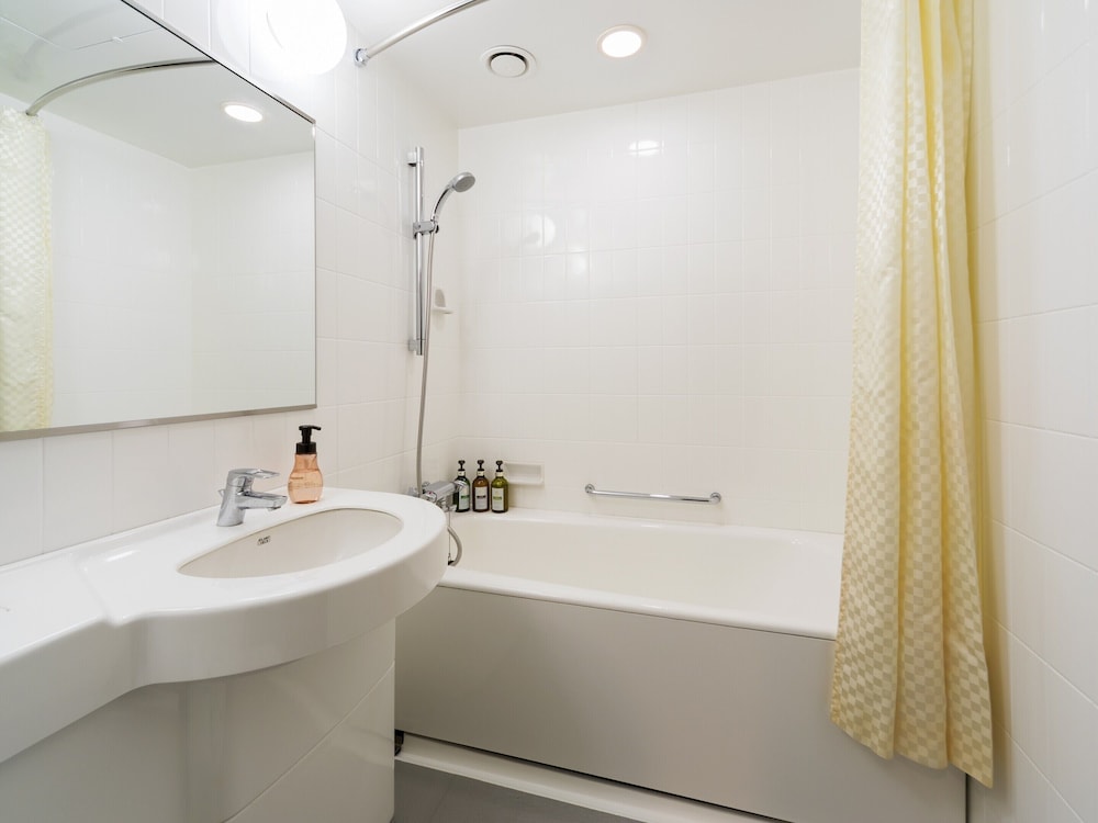 غرفة بريميوم بسرير كوين، KOKO HOTEL Shinjuku Yotsuya 6/9