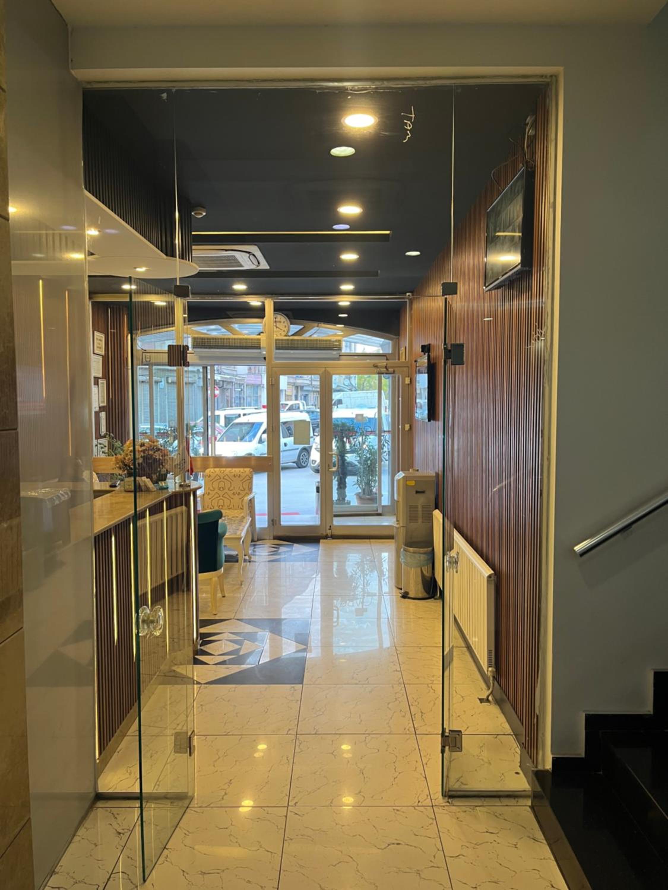 Garra Hotels 36/50