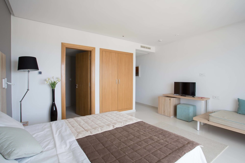 Lixus Beach Resort 4 21/74