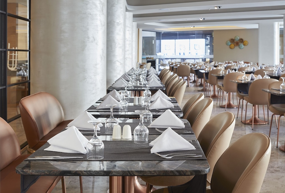 Lalila Blue Suites 70/73