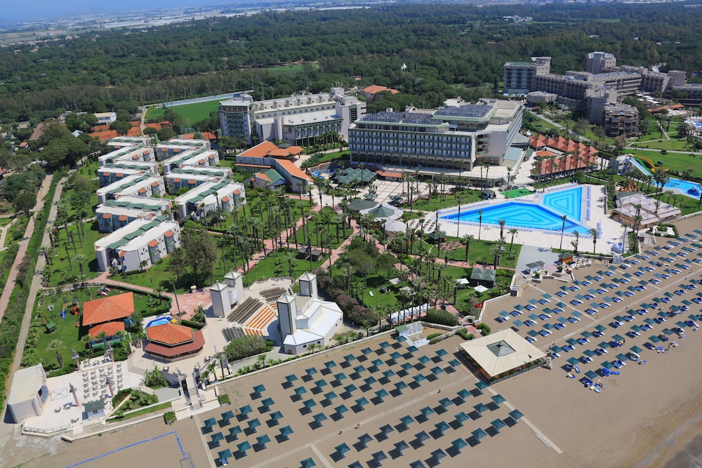 Adora Golf Resort Hotel 32/62