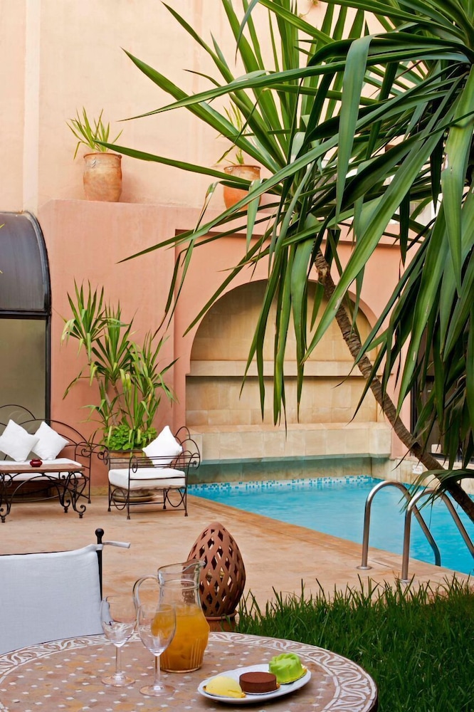NASSIM HOTEL photo3