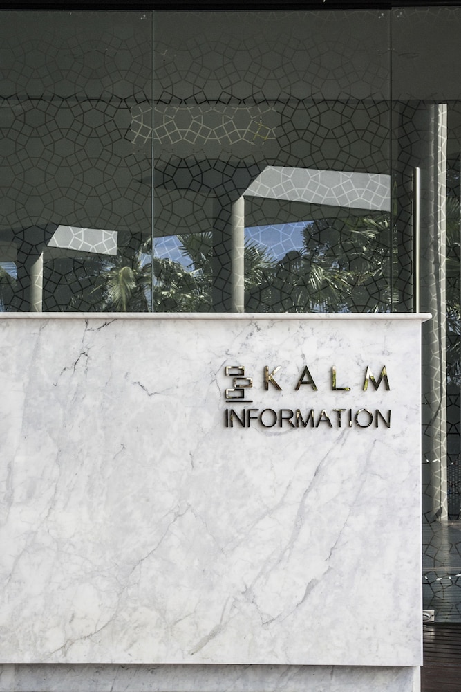 Kalm Bangsaen Hotel 14/47