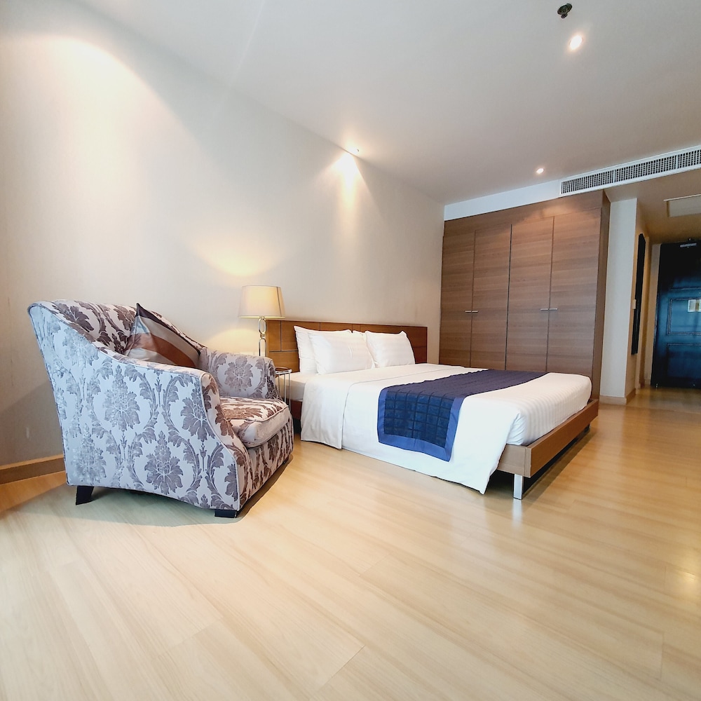 Admiral Premier Bangkok 27/69