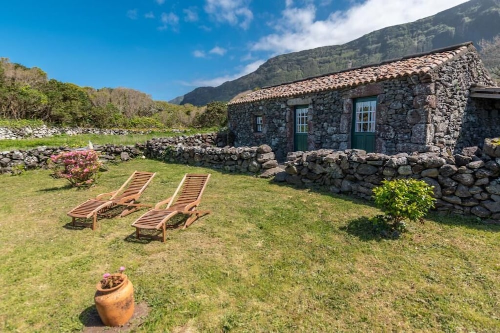 Aldeia da Cuada - Turismo de Aldeia 25/50