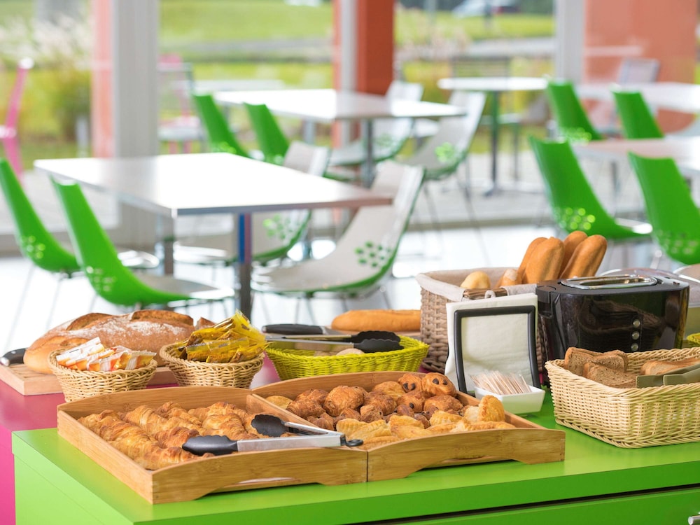 IBIS STYLES NIVELLES 65/73