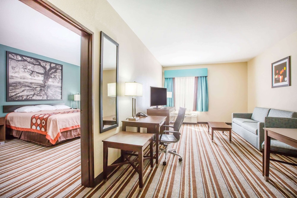 Super 8 By Wyndham Port Arthur/Nederland Area 14/22