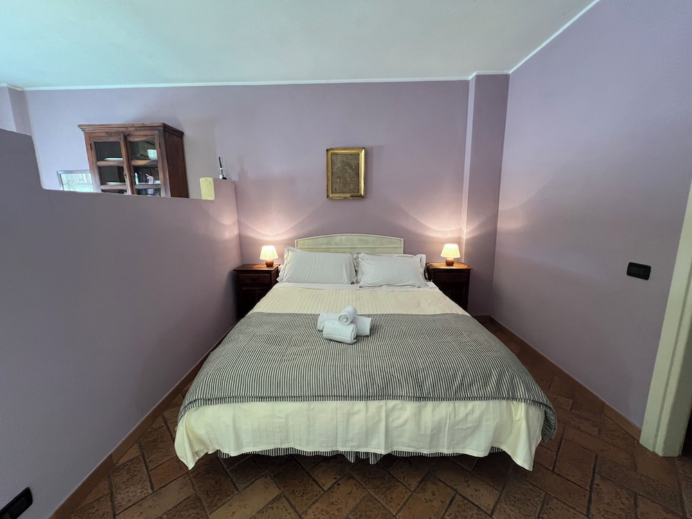 Le Serre Suites and Apartments 4/34