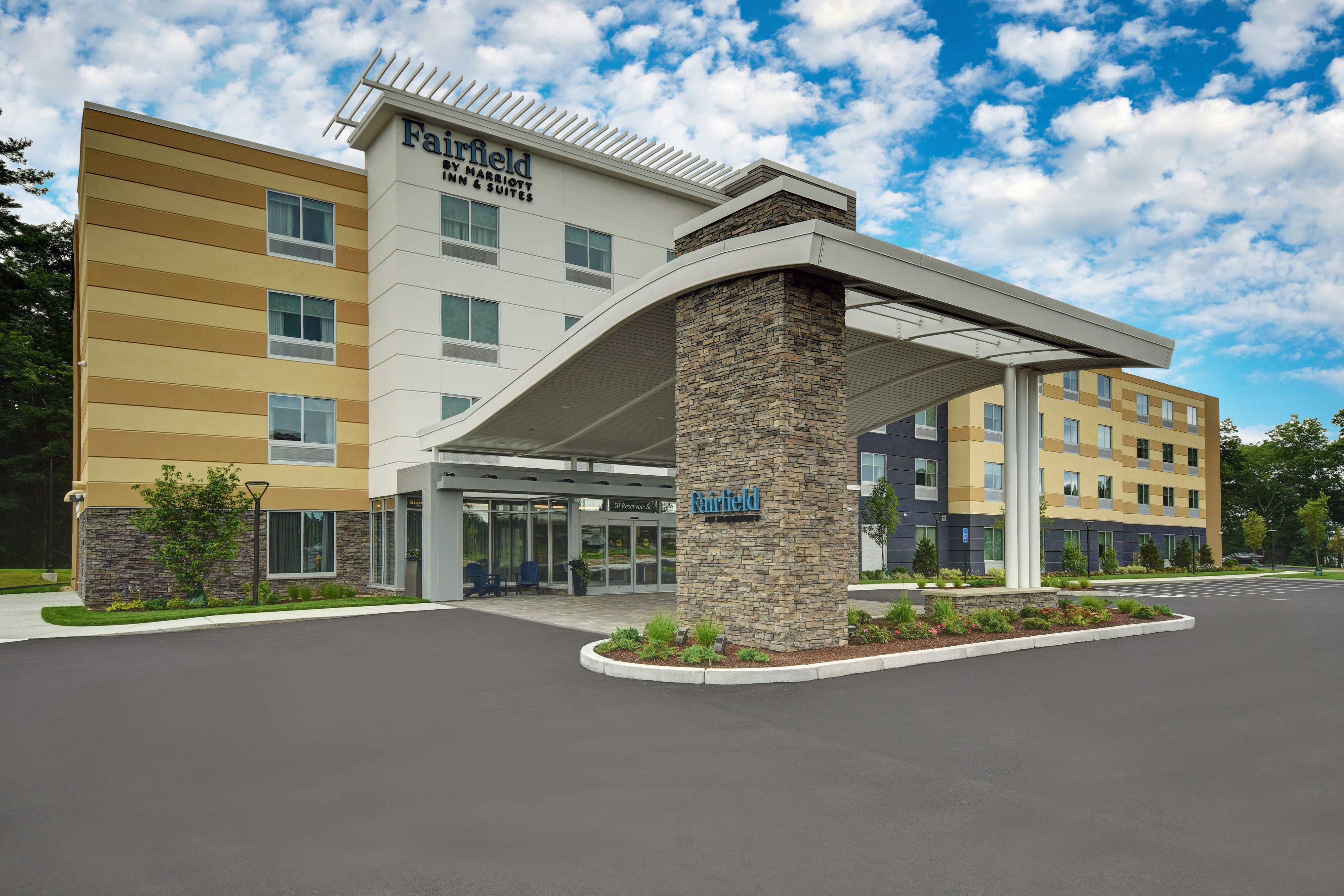 Fairfield Inn & Suites by Marriott Mansfield 13/14