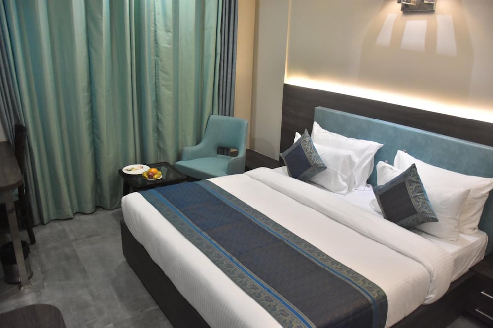 Hotel Abhinav International 13/26