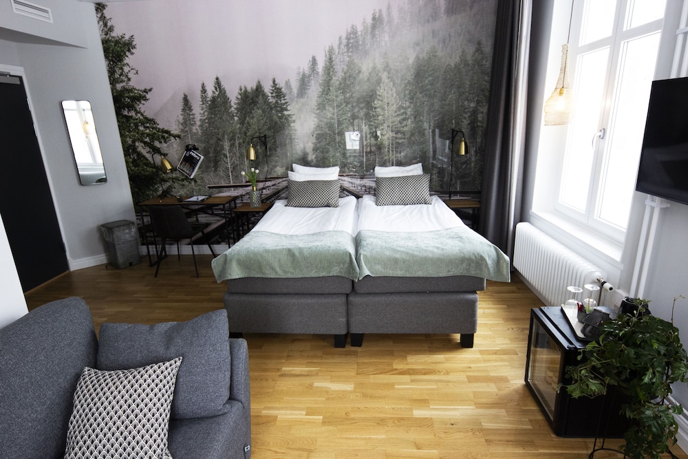 Livin Station Sure Hotel Collection By Best Western 27/66