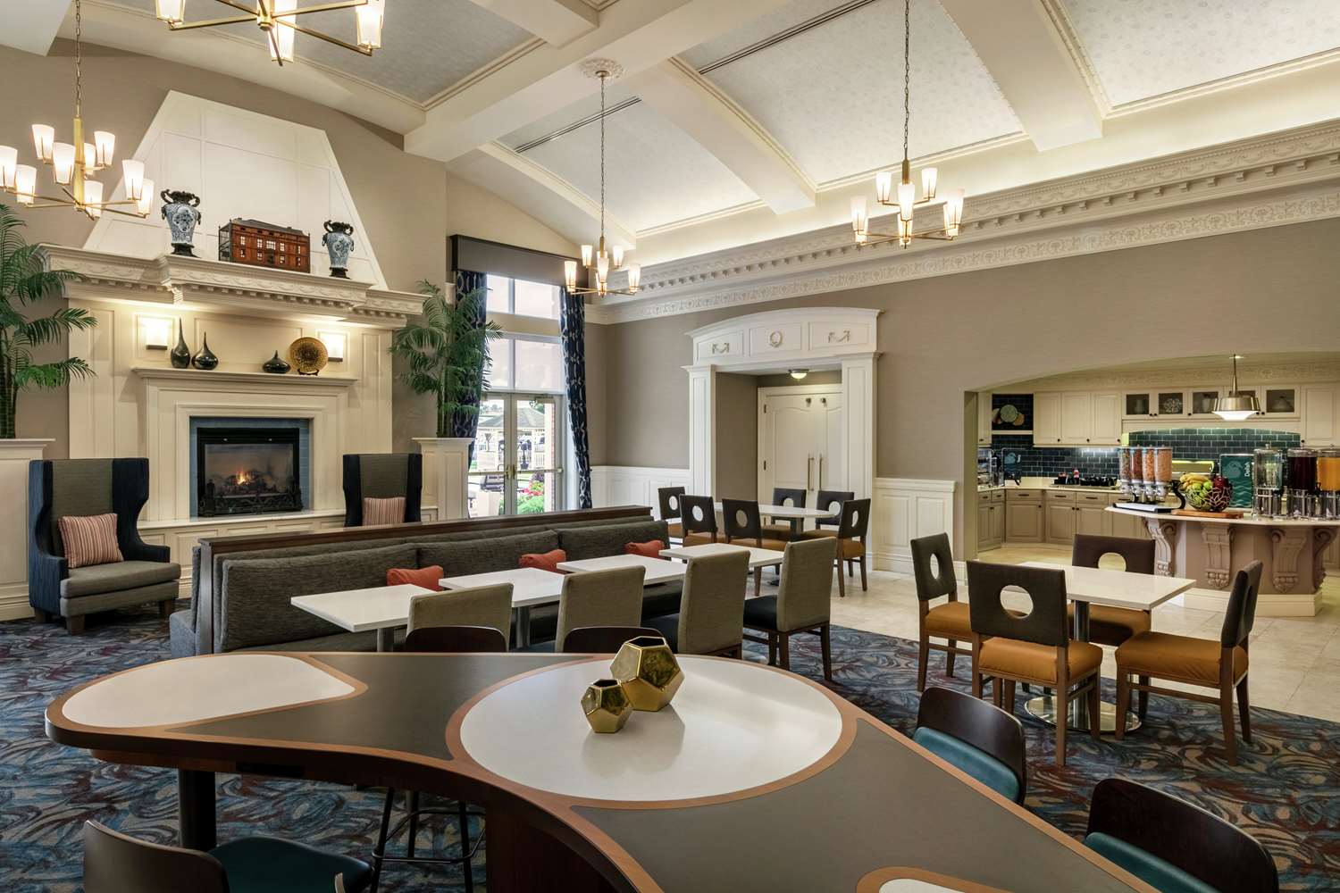 restaurant cafeteria