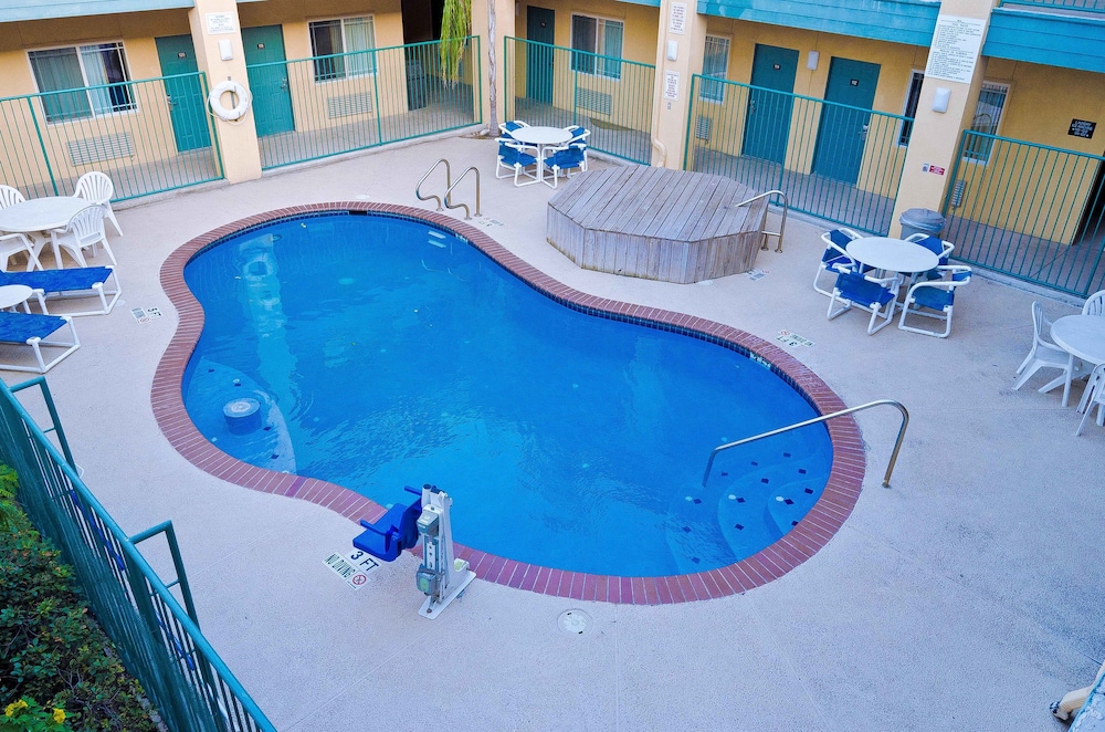 Texas Inn and Suites - Rio Grande Valley 1/62