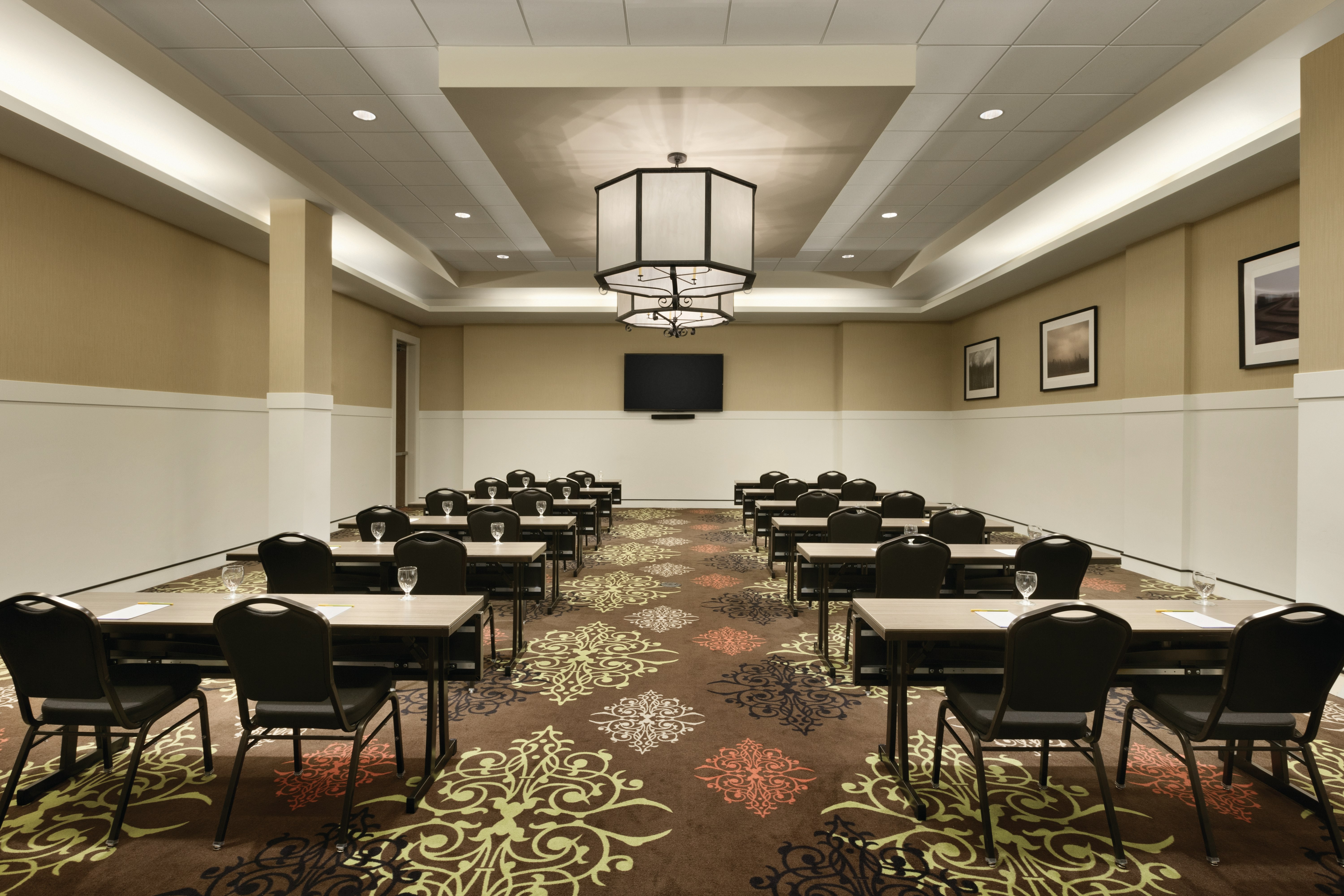 Hilton Garden Inn Rochester Downtown NY 56/66