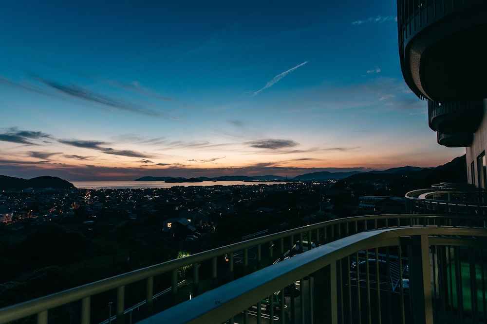 Kamenoi Hotel Setouchi Hikari 55/58