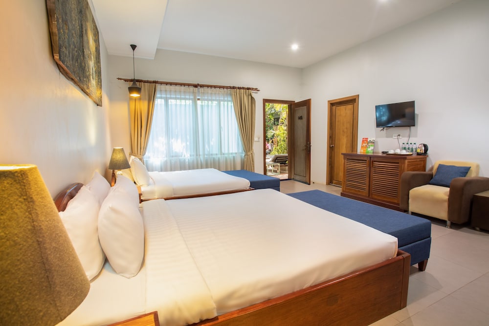 Indra Porak Residence 27/74