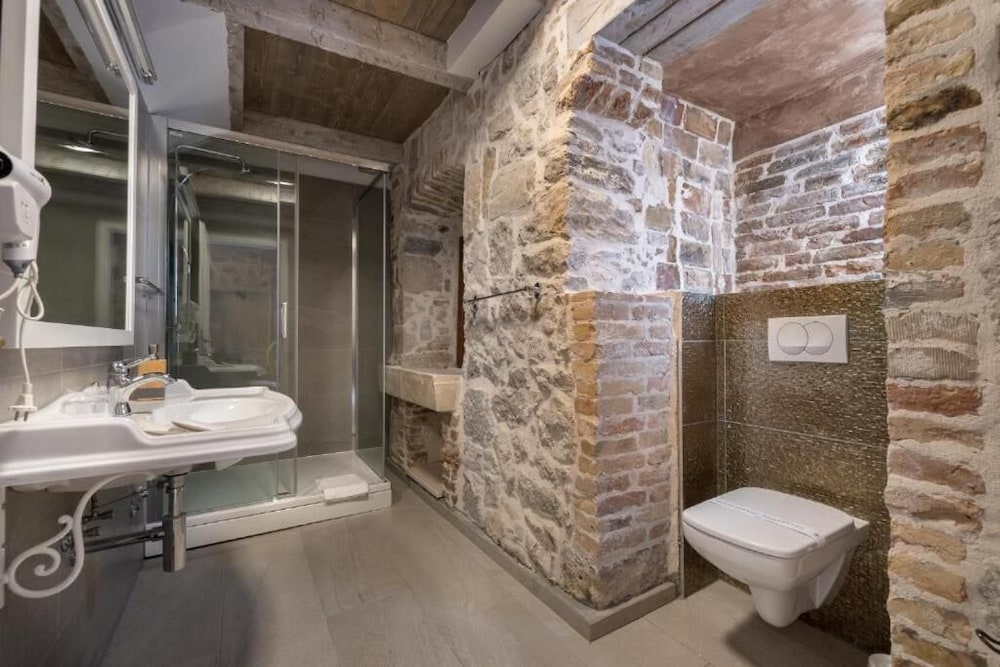 Historic Plaza Varos Split - Adults Only 56/57