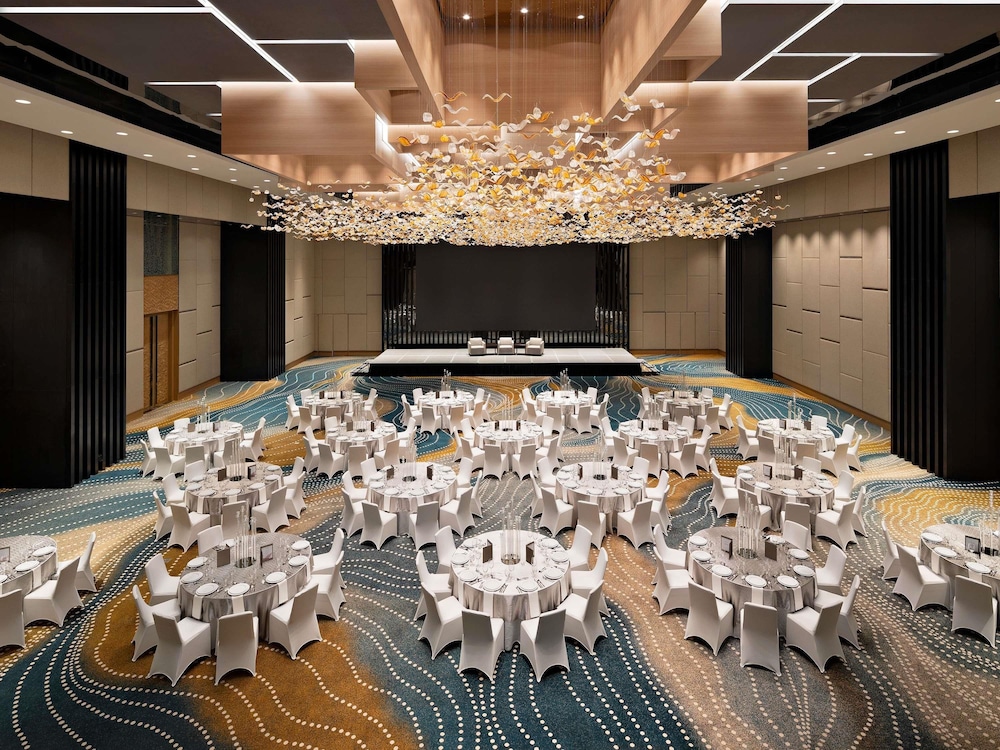 Movenpick Hotel Jakarta City Centre 53/60