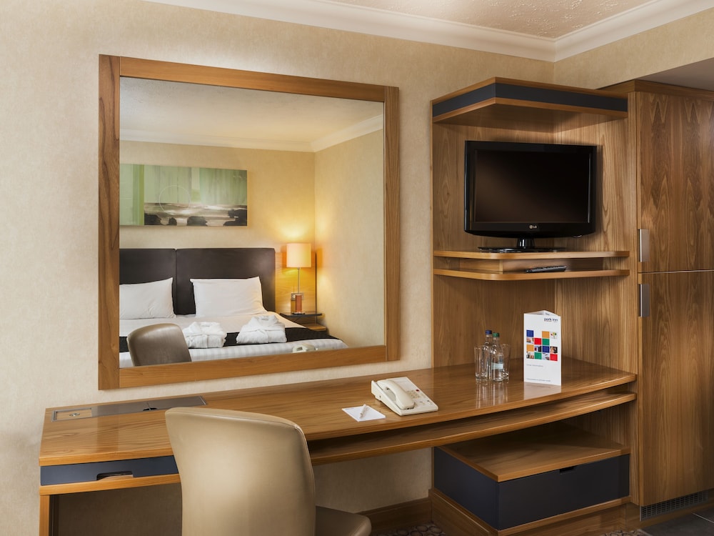 Park Inn By Radisson Cardiff City Centre 49/52