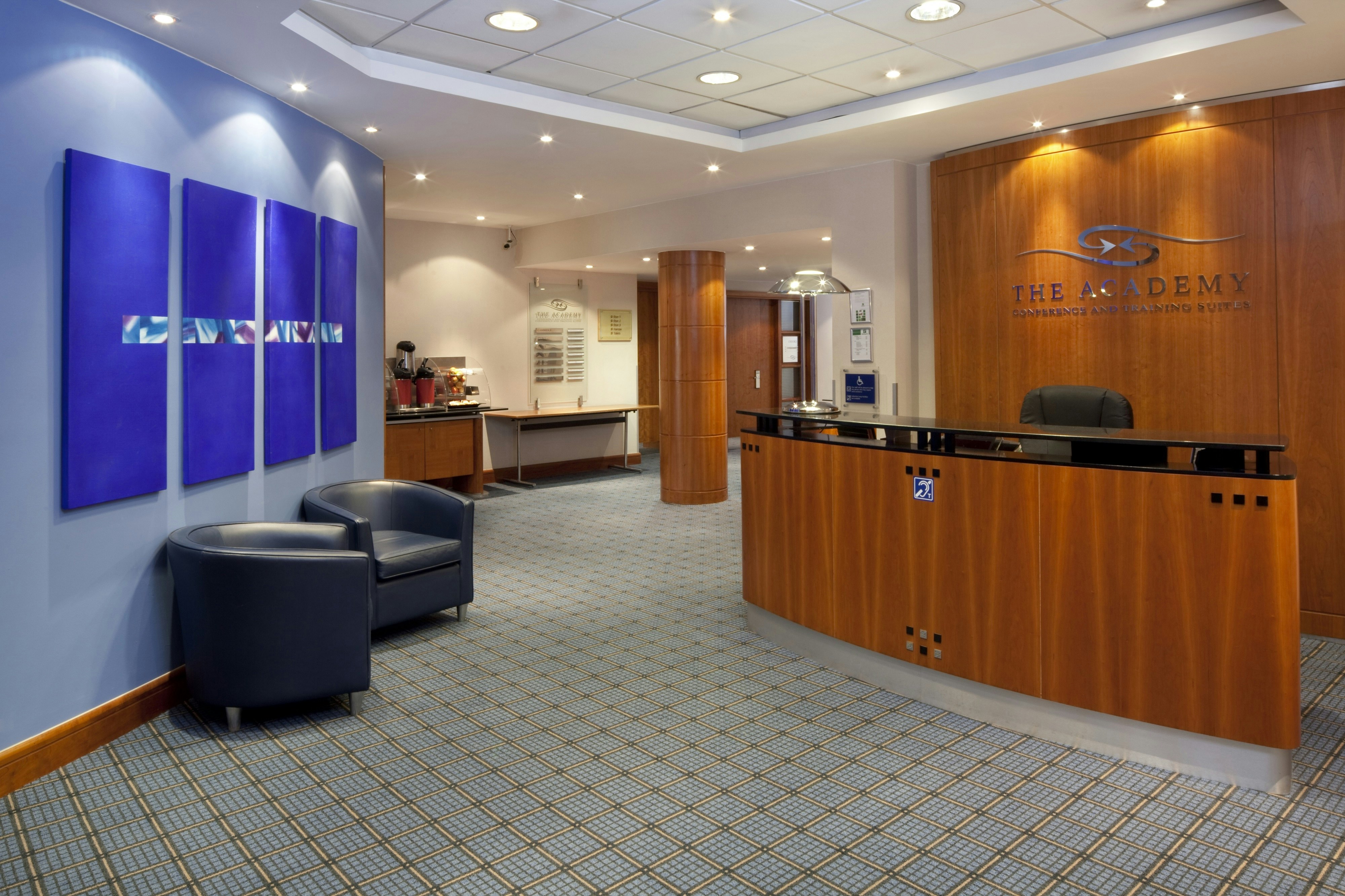 HOLIDAY INN BASINGSTOKE 7/45