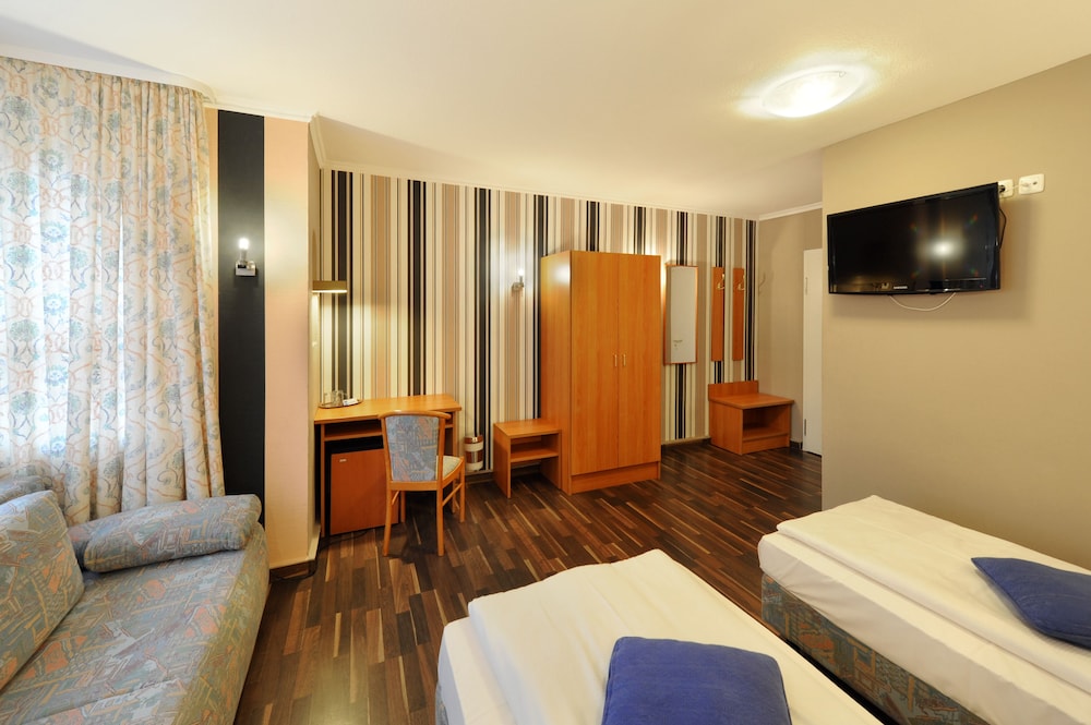 Fair Hotel Villa Diana Westend 44/65