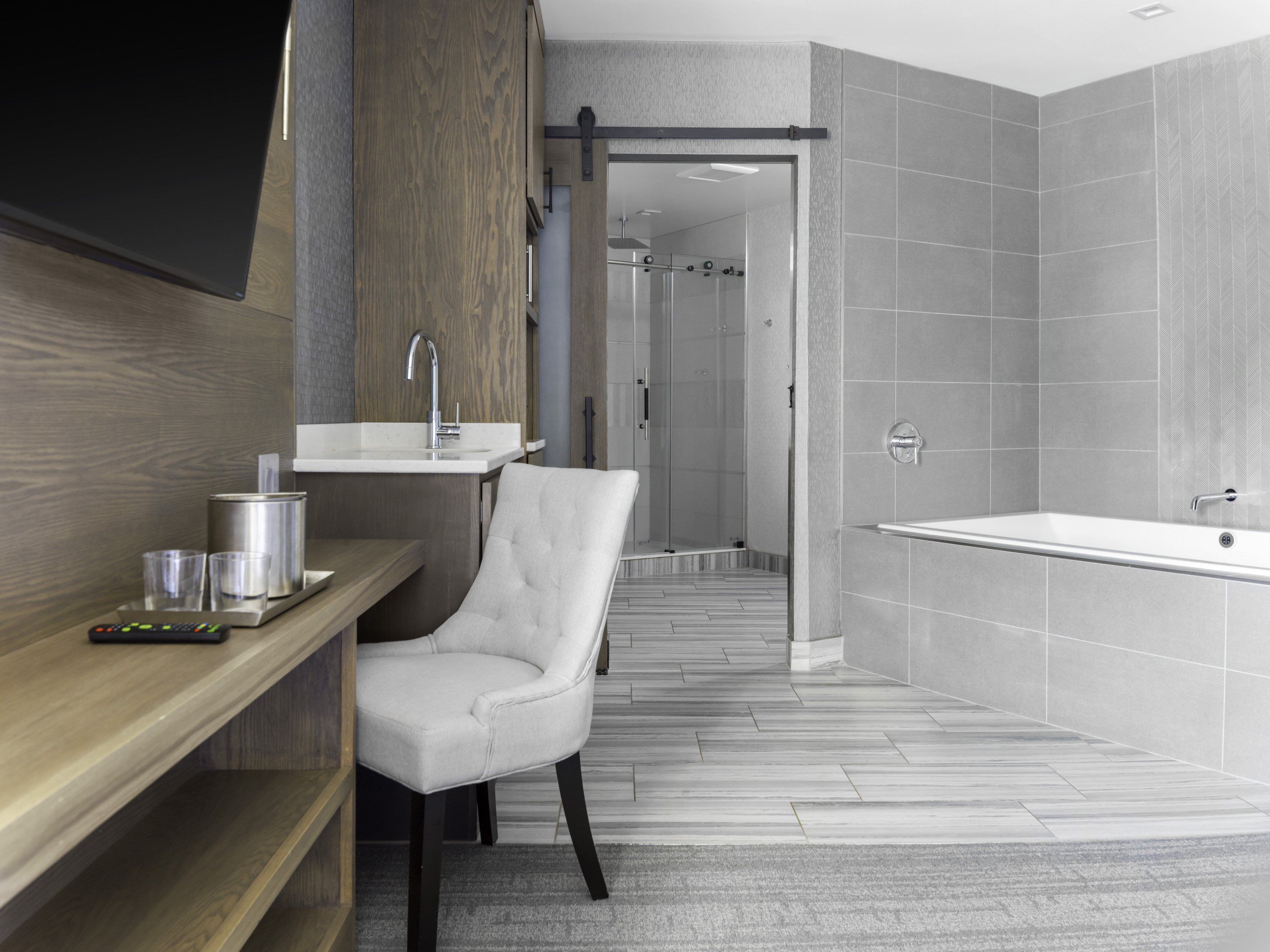 voco Niagara Falls - the Cadence, an IHG Hotel 54/55