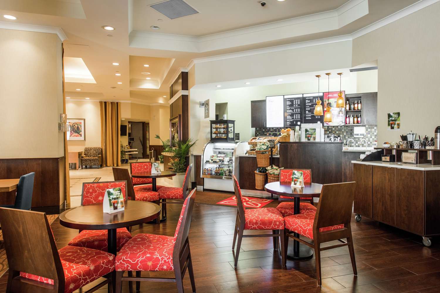 restaurant cafeteria