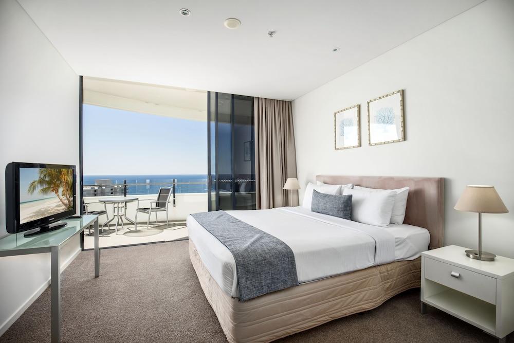 3 Bedrooms, Penthouse
