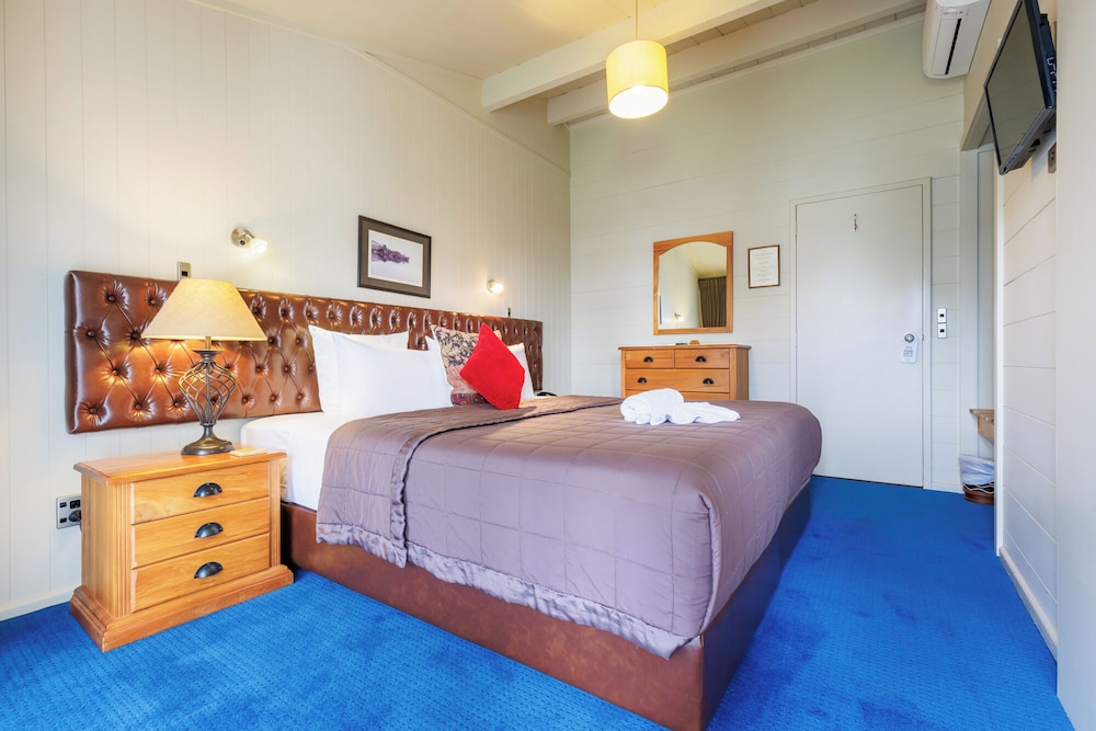 Koura Lodge 21/63