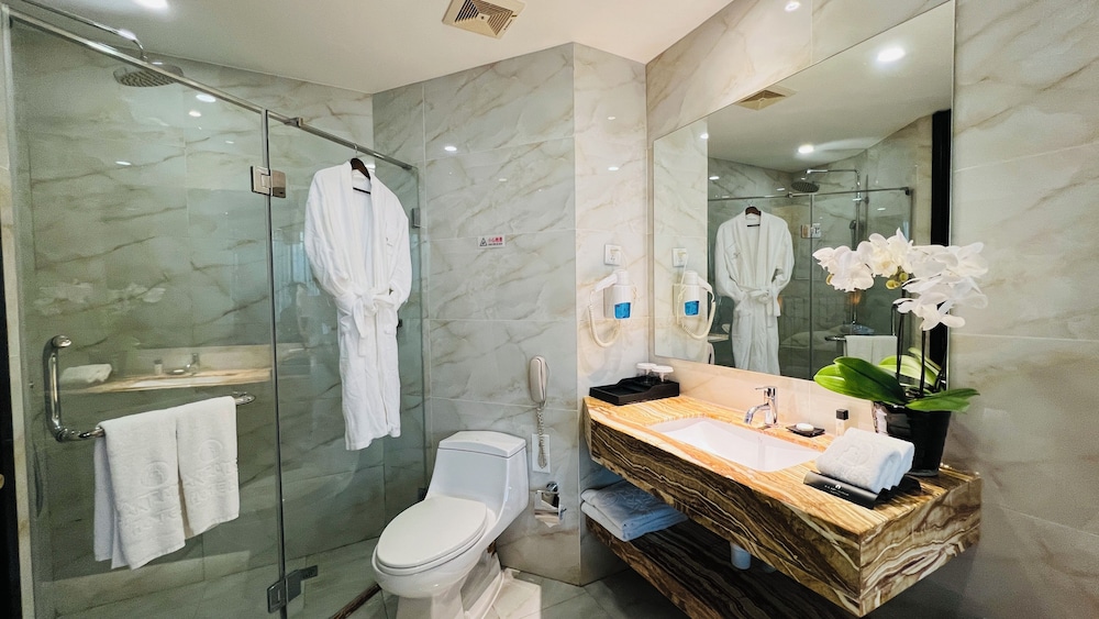 A C Art Museum Hotel Beijing 45/50