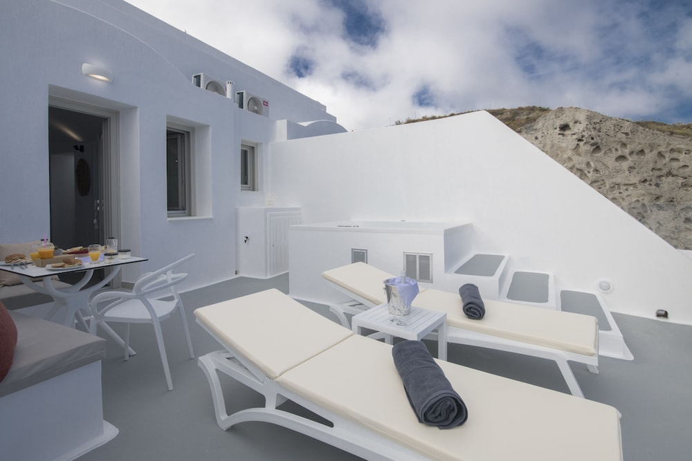 Symphony Suites Santorini 38/50