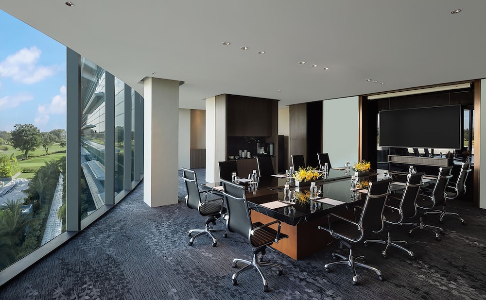 Dusit Thani Laguna Singapore 54/65