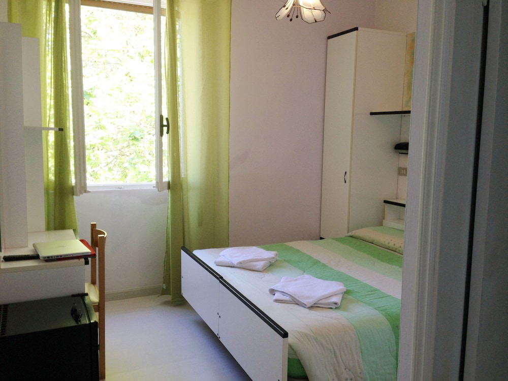 Hotel Leonardo &amp; Residenza Marconi 21/50
