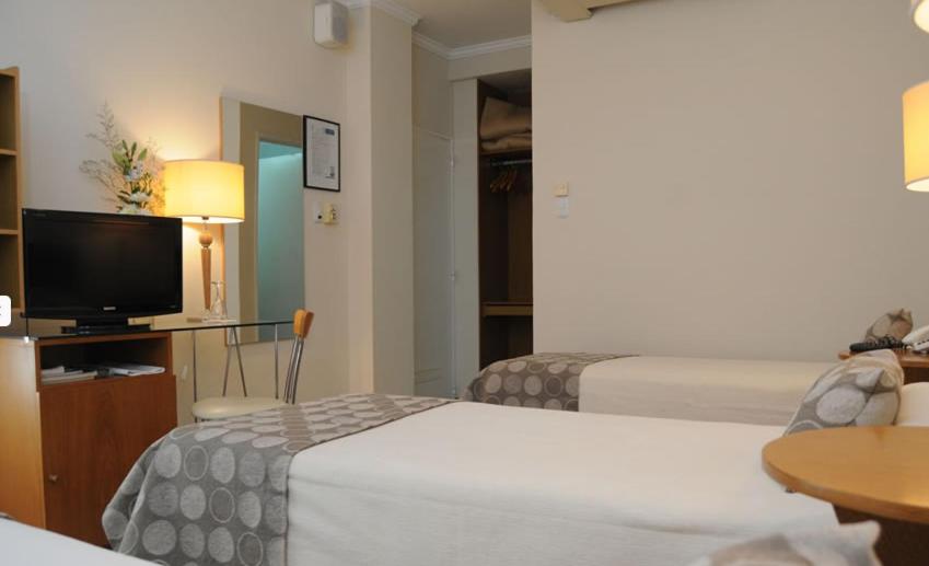 Parra Hotel and Suites 9/27