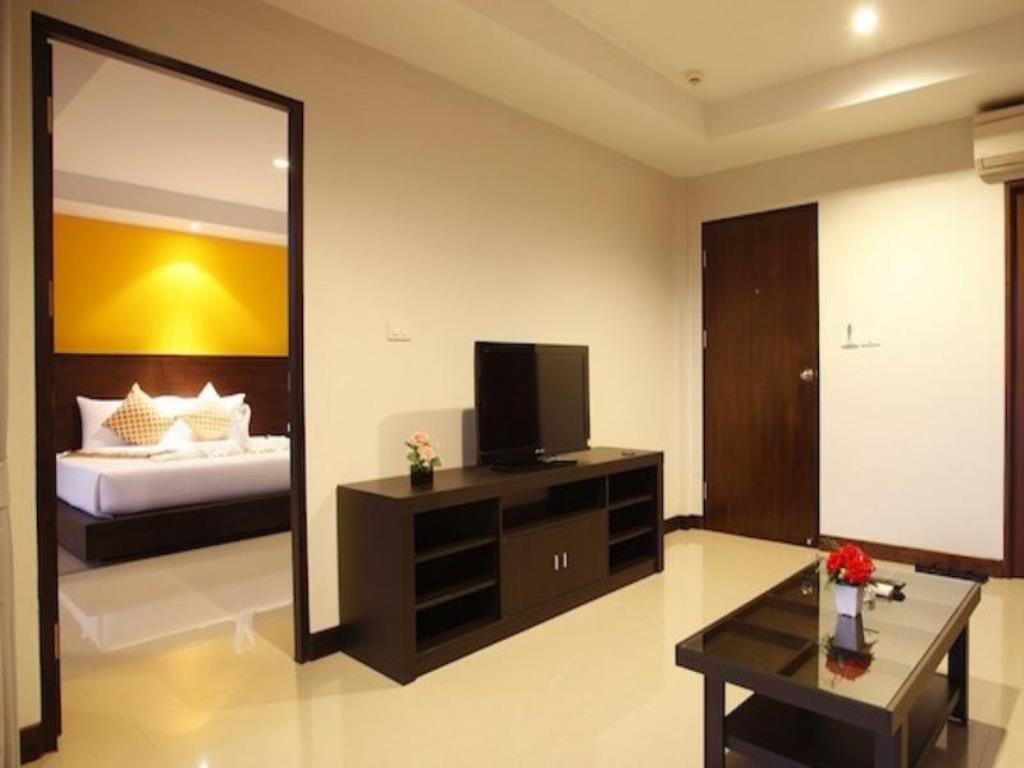 Nize Hotel 18/25