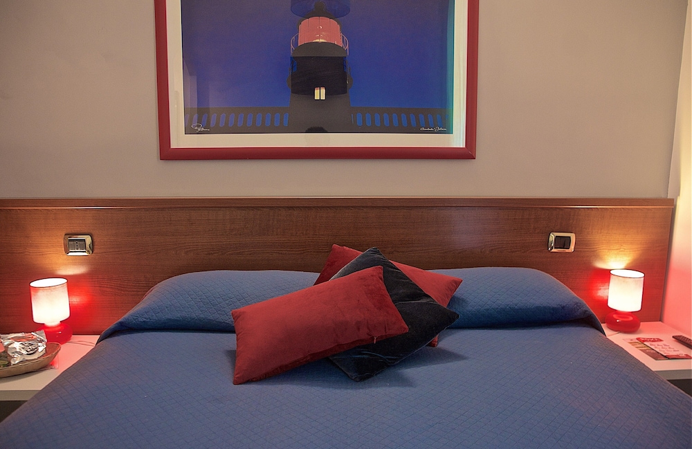Hotel Carmel Roma 27/37