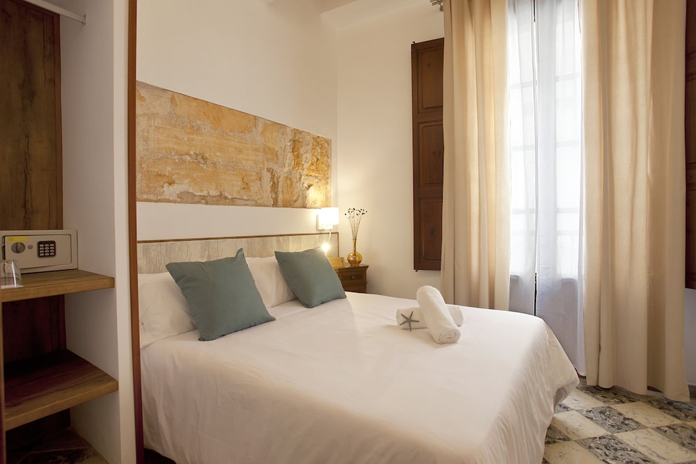 CASAL DE PETRA ROOMS & POOL 20/50