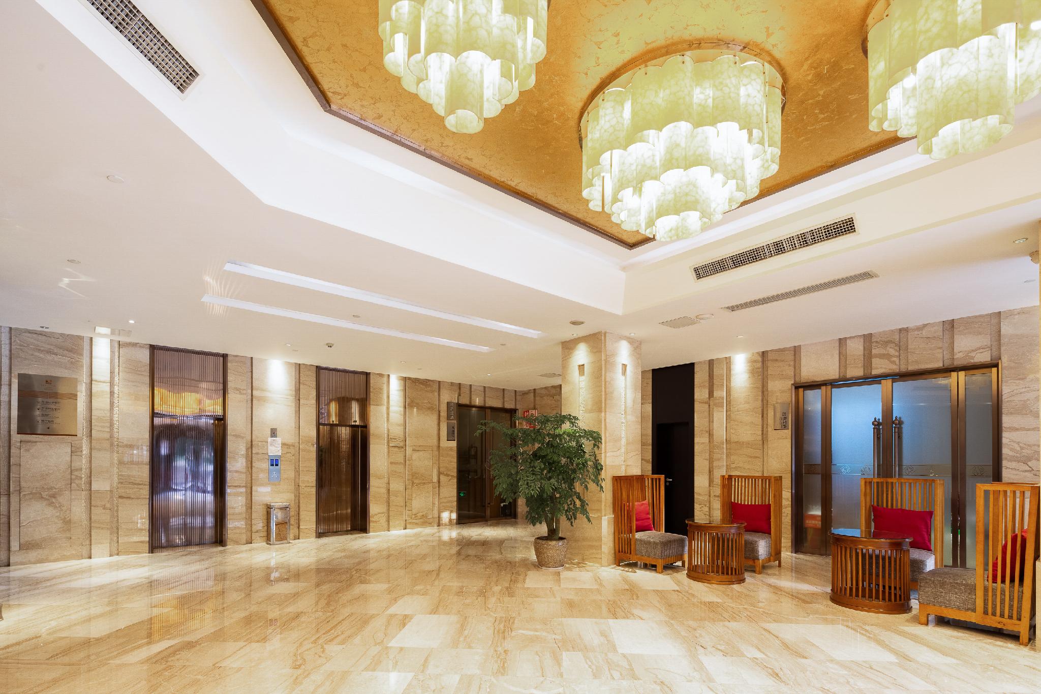 Rezen Kingtown Hotel (Chongqing Ranjiaba) 5/31