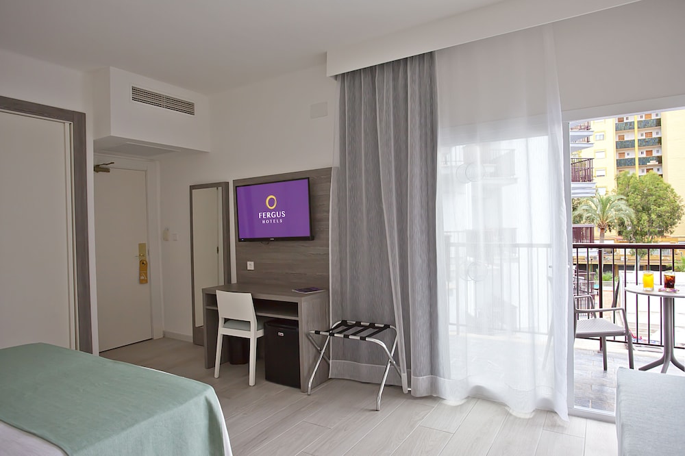 Fergus Bermudas Hotel 18/27