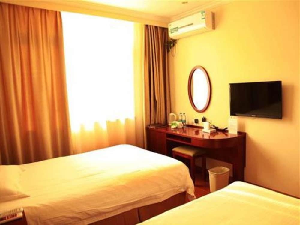 Greentree Inn Taizhou Xinghua Anfeng Runan Garden Express Hotel 17/38