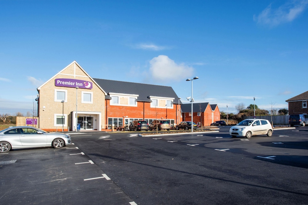 Premier Inn Isle of Wight Sandown (Merrie Gardens) Hotel 26/34