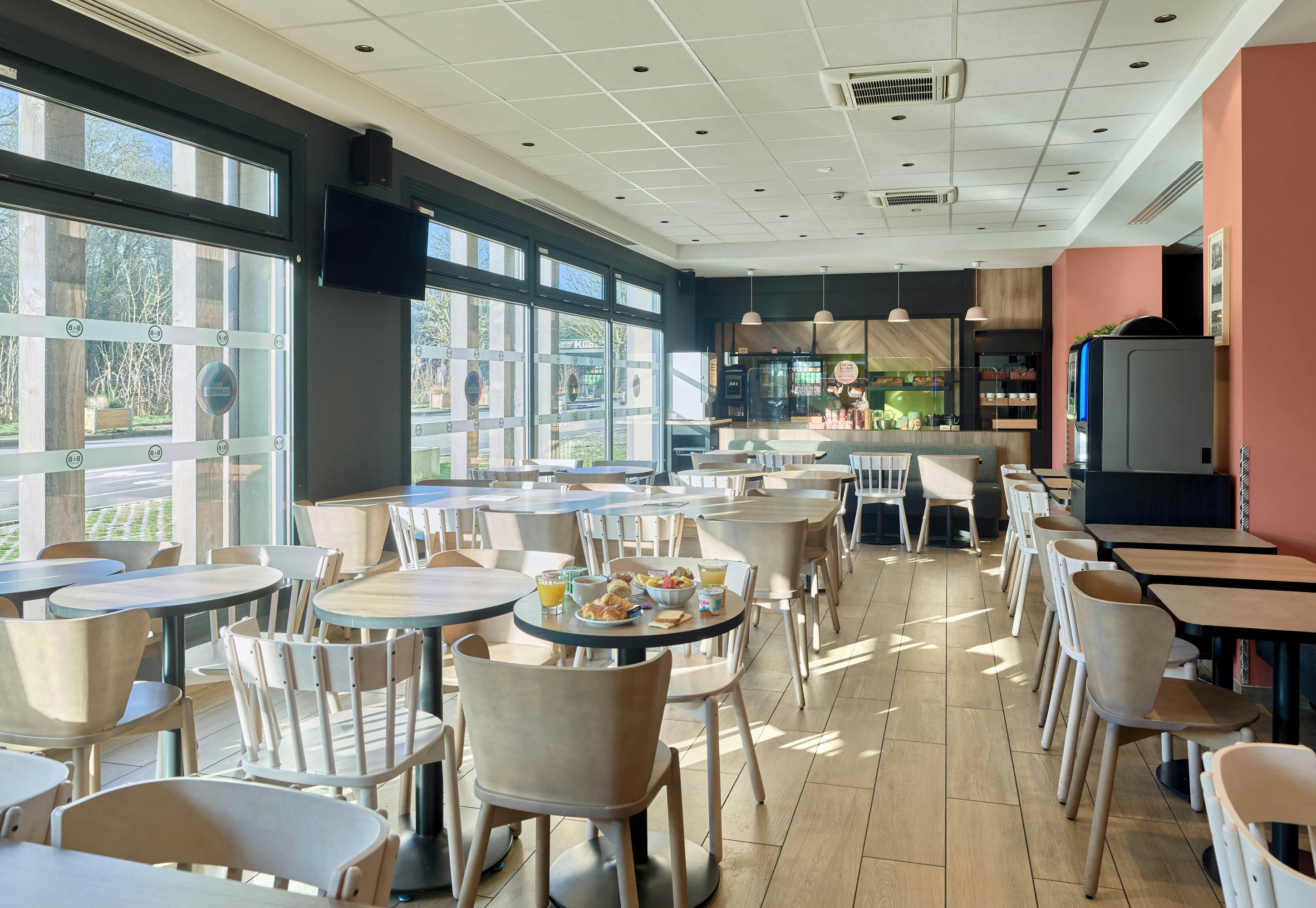 B&B HOTEL Paris Meudon Velizy 27/37