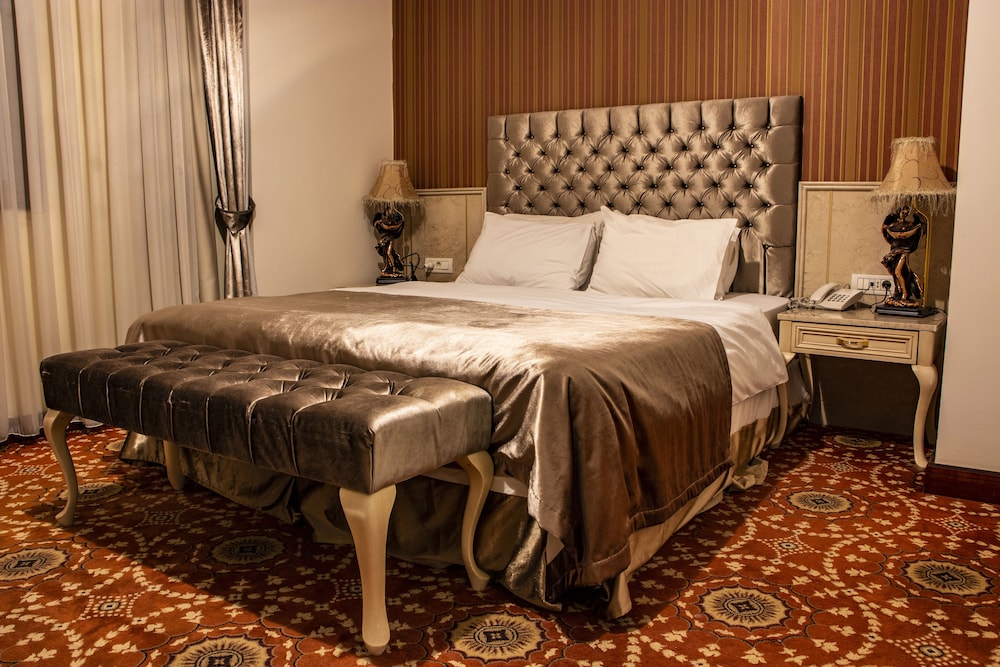 Atropat Old City Hotel 29/71